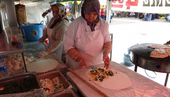 woman making gozleme in Istanbul